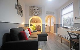 Panton Road - Modern Classic Terrace